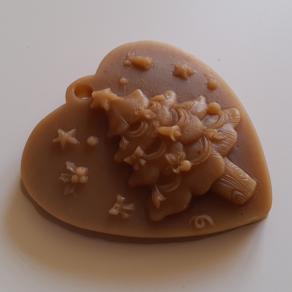 Zawieszka na choinkę z wosku pszczelego